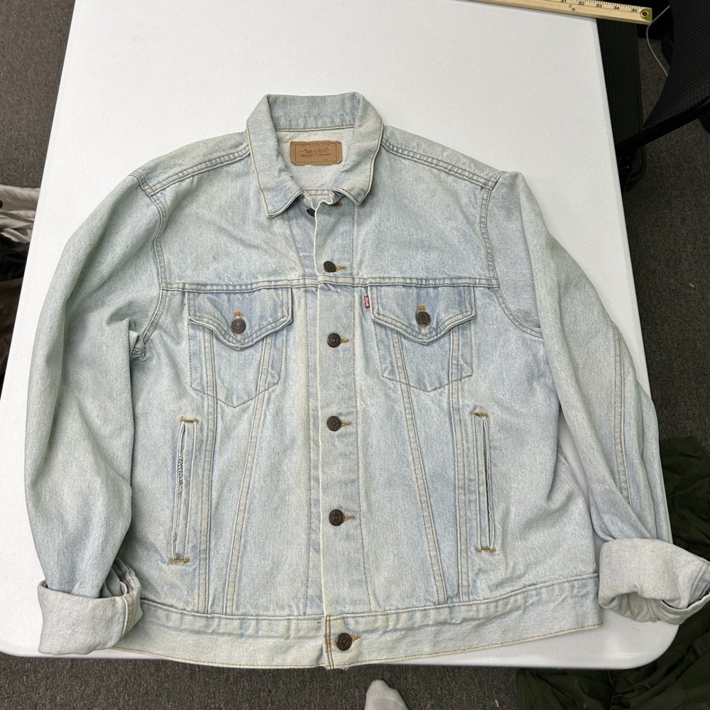 80s Levi's Denim Trucker Jacket Womans XL Light Wash Custom Painted Southwestern